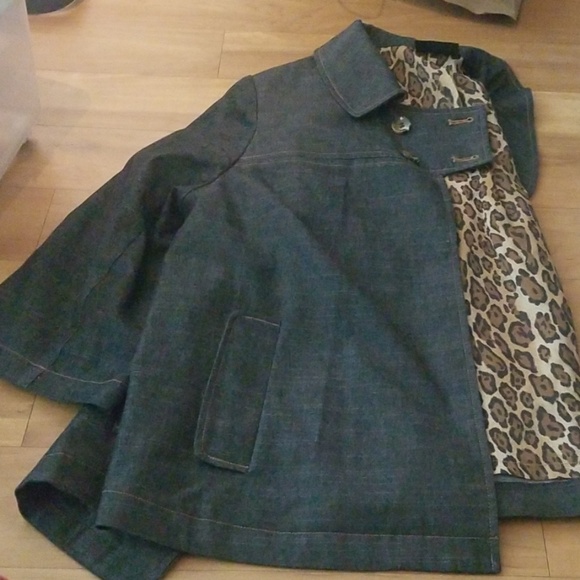 Denim jacket - Picture 2 of 2